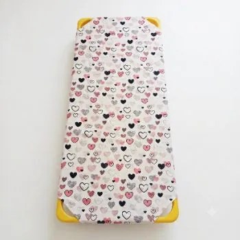 Mintás és fehér flanel bélelt lepedő 133 X 58 cm