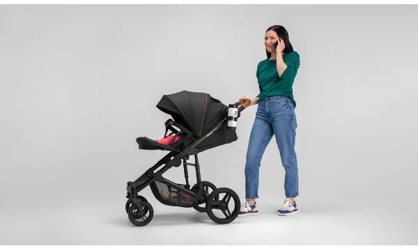 Lionelo - 2 az 1-ben kombinált babakocsi MARI TOUR Fekete ónix