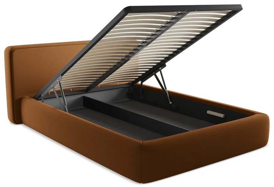 Terrakotta színű kárpitozott ágyneműtartós franciaágy ágyráccsal 140x200 cm Kiana – Makamii