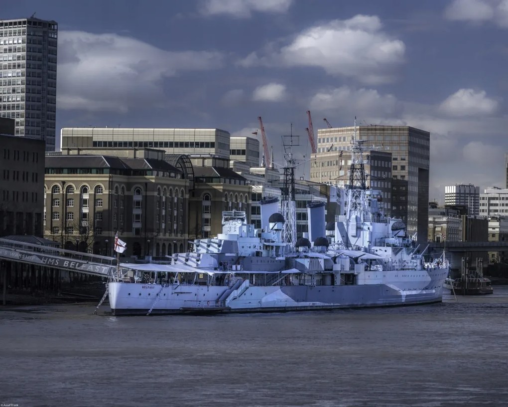 Poszter 50x40cm Hms Belfast, Assaf Frank