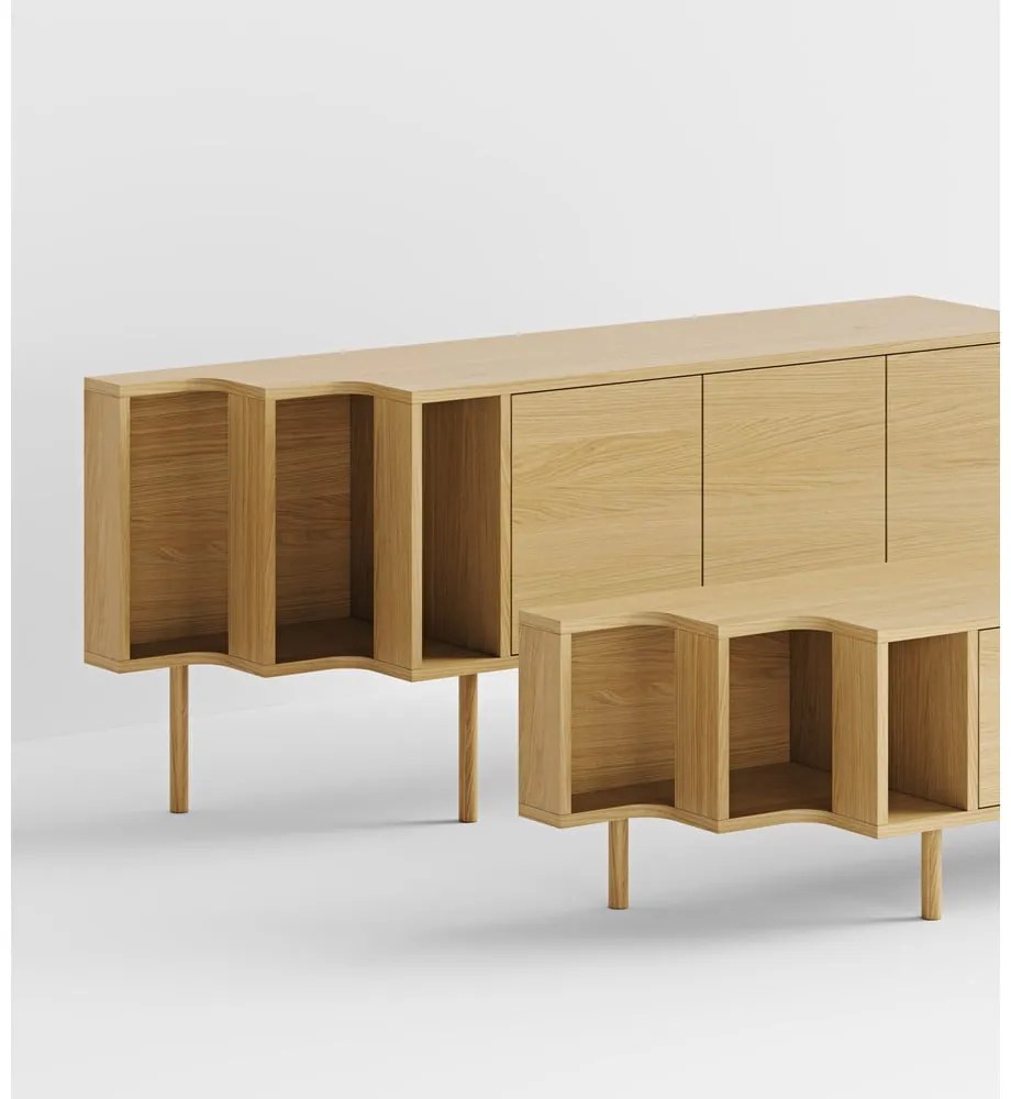 Natúr színű komód tölgyfa dekorral 189x65x44 cm Shift – Woodman