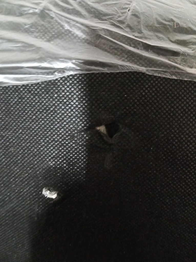 Akció Fekete bársony szék LAVA fekete lábakkal II. osztály