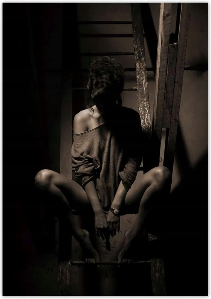 Poszterek 70x100 Szépia lány