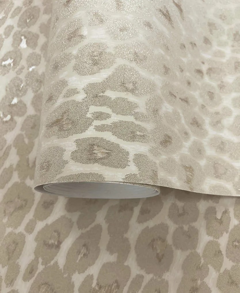 Holden Decor Essence Makucha Bead krém leopárdmintás fémhatású vlies tapéta – 99531