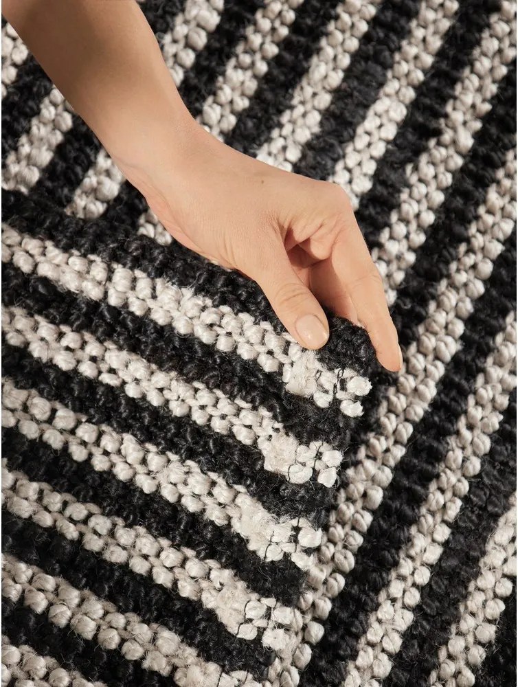 Fekete kézi szövésű juta szőnyeg 160x230 cm Harvest Ebony – Elle Decoration