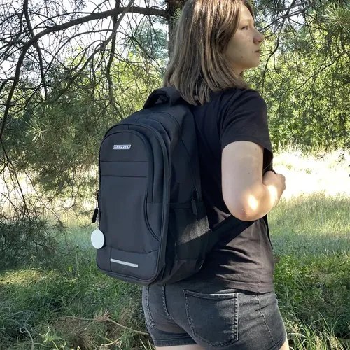Fekete hátizsák tartós anyagból - többféle méretben Objem 45 L