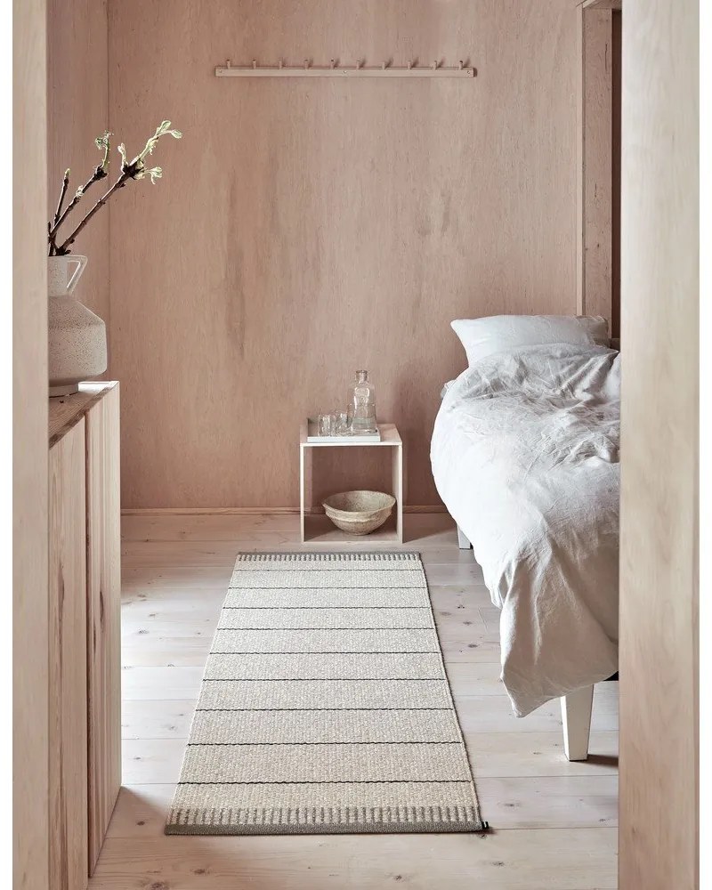 Világosszürke-krémszínű kültéri-beltéri szőnyeg 60x125 cm Belle Warm Grey – Pappelina