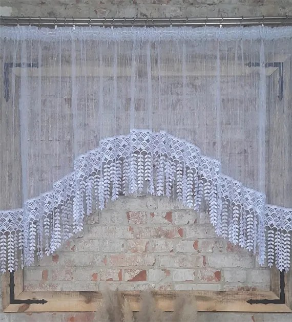 Készfüggöny 400x160, íves, csíkos, gipiura 30cm boho