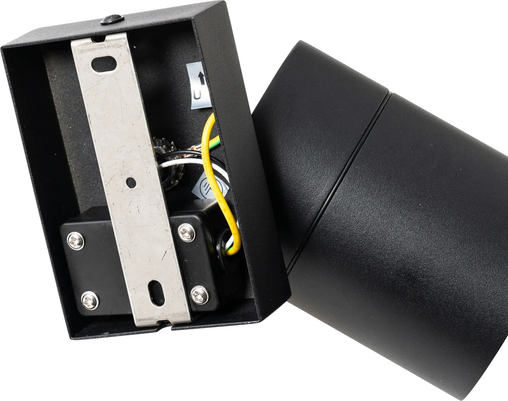 Kültéri fali lámpa fekete AR70 állítható IP44 - Solo