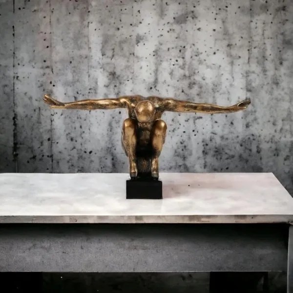 Asztaldísz 25x41x20 cm gyanta/arany patina