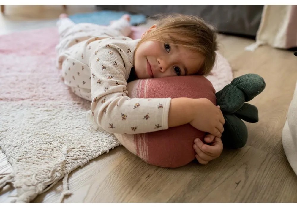 Rózsaszín mosható kézi szövésű pamut gyerek szőnyeg 100x150 cm Ramona the Radish – Lorena Canals