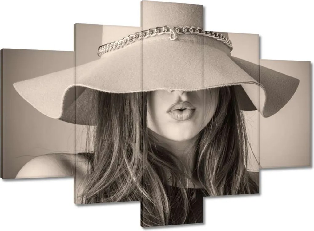 Képek 150x105 Szűz a kalapban Stílus