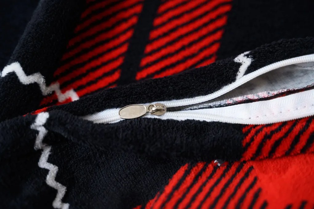 Mikroplüss ágyneműhuzat ALBURY piros Ágyneműhuzat mérete: 70 x 90 cm | 140 x 220 cm