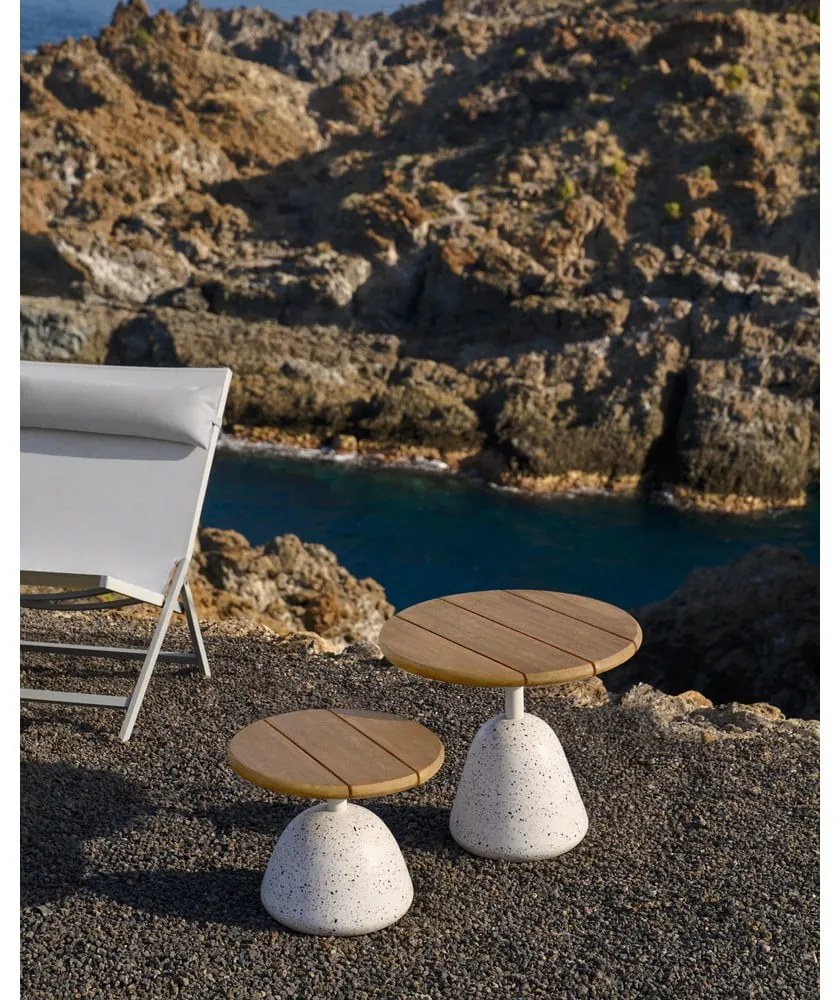 Fehér-natúr színű kerek dohányzóasztal akácfa asztallappal ø 55 cm Saura – Kave Home