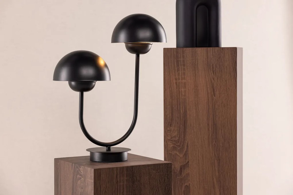 Fekete design asztali lámpa LYCKORNA