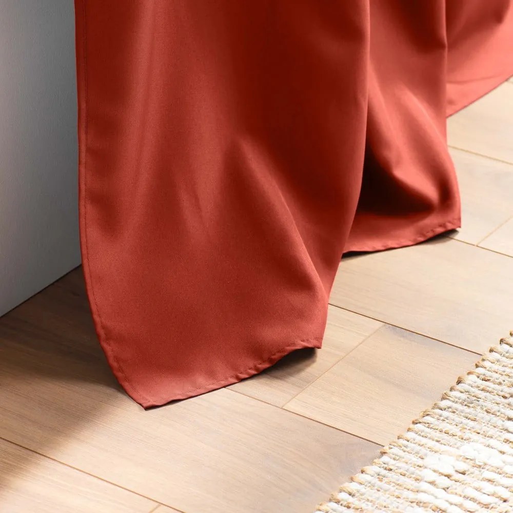 Téglavörös függöny 140x260 cm Essentiel – douceur d'intérieur