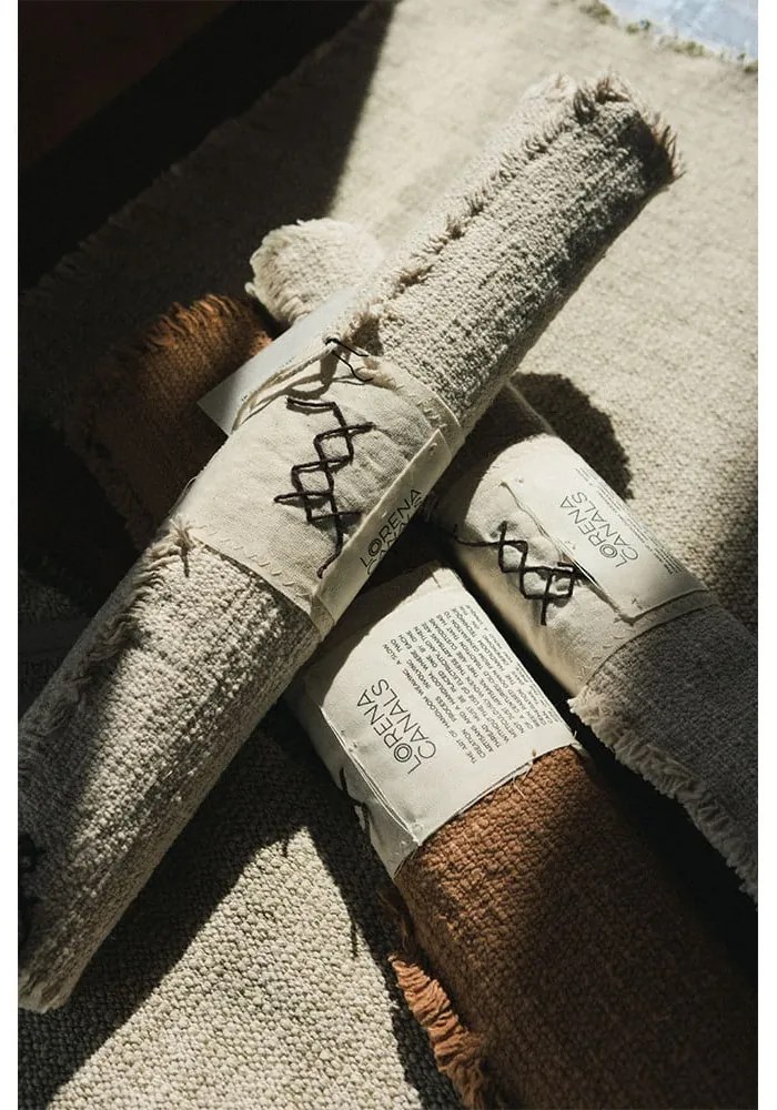 Pamut tányéralátét 38x50 cm Handloom – Lorena Canals