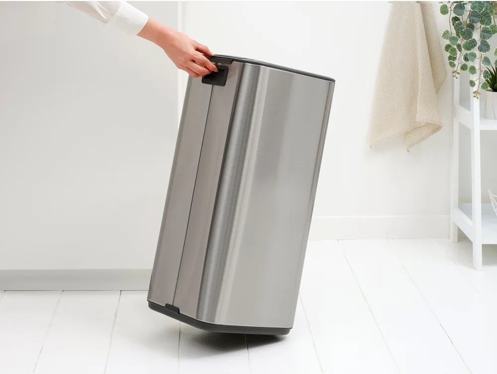 Matt ezüstszínű acél pedálos szemetes 30 l Bo – Brabantia