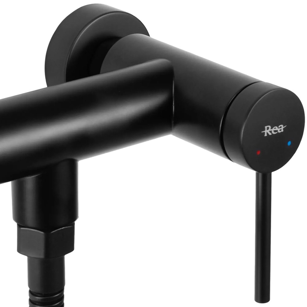 Zuhanycsaptelep FOSS Black