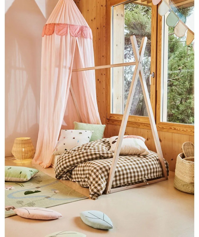 Natúr színű bükkfa házikó alakú gyerekágy ágyráccsal 90x190 cm Maralis – Kave Home