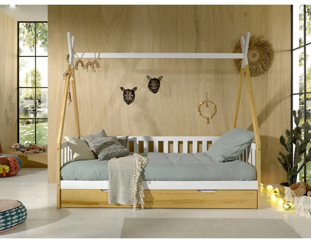 Natúr színű házikó alakú borovi fenyő gyerekágy tárolóhellyel 90x200 cm TIPI – Vipack