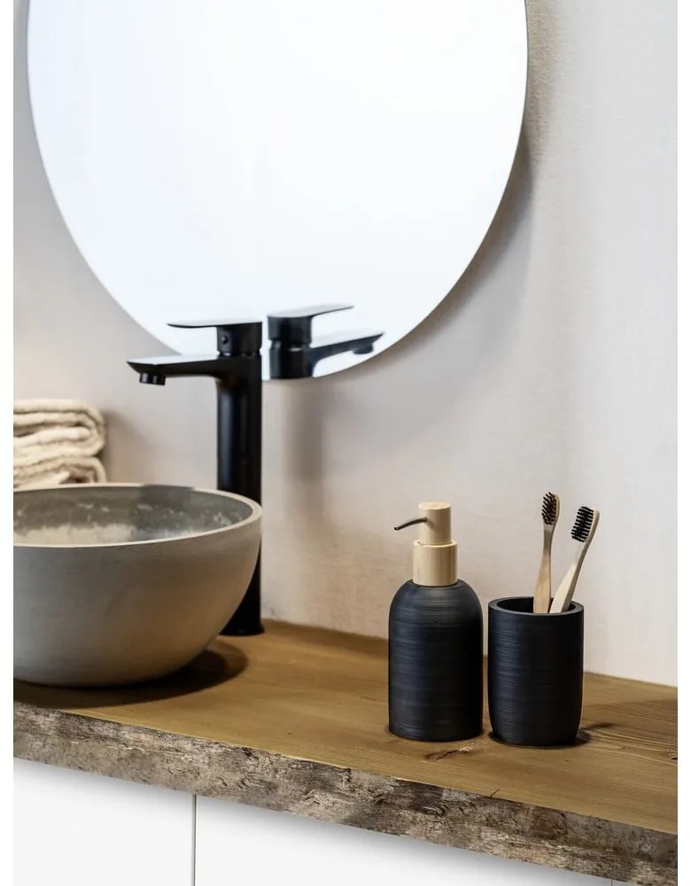 Fekete poligyanta szappanadagoló 250 ml Altavalle – Wenko