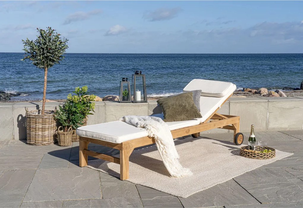 Andorra kerti napozóágy