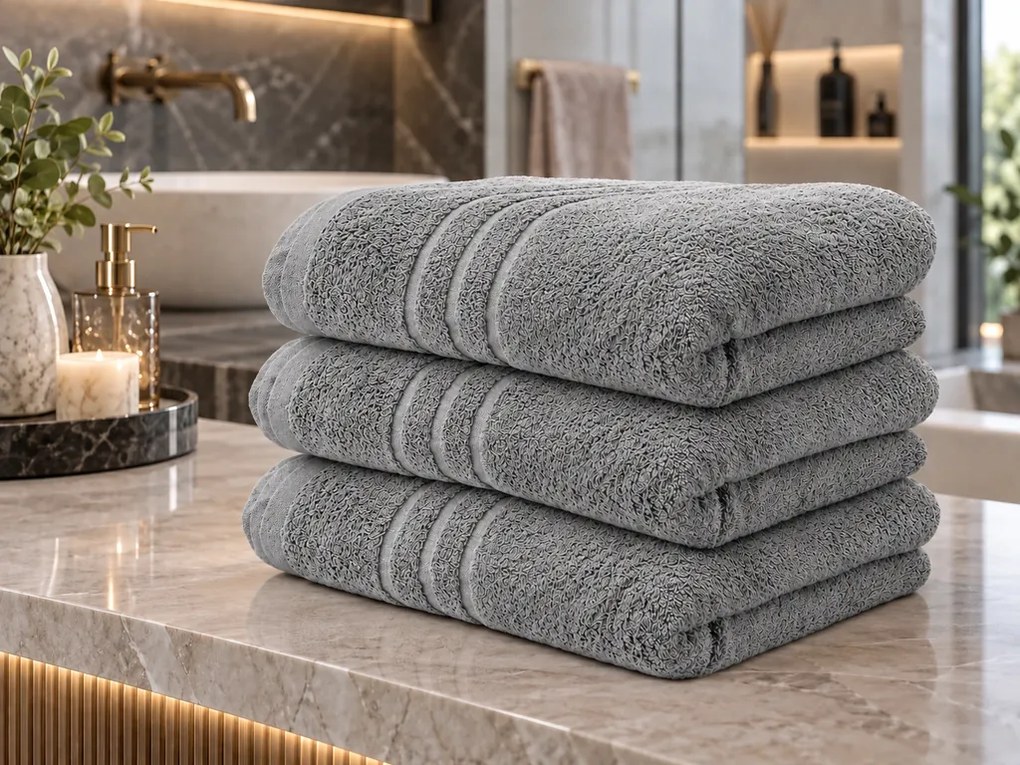 Comfort világosszürke fürdőlepedő 70 x 140 cm, 100% pamut