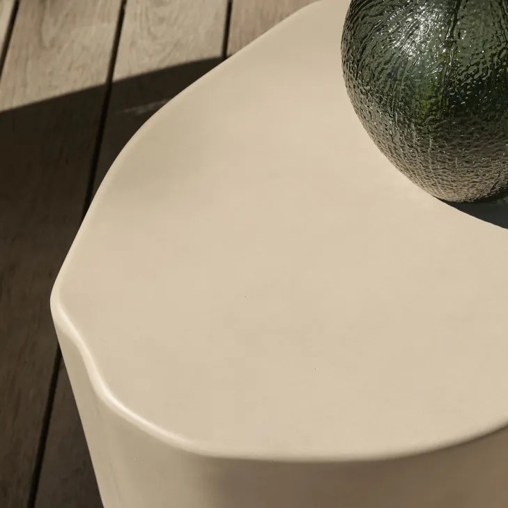 Paros kerti learkóasztal