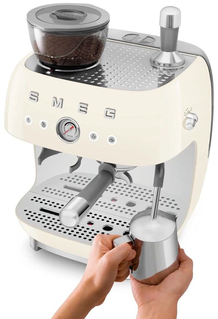 SMEG 50-es retro stílusú EGF03 karos kávéfőző kávédarálóval 2 csésze krém - Smeg