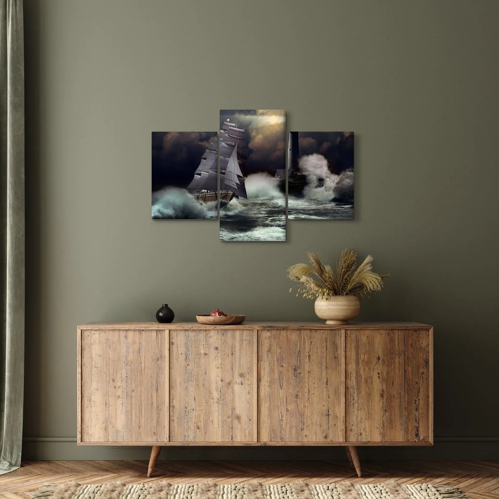 Kép - Viharos hullámokon áthajózó hajó (90x60 cm)