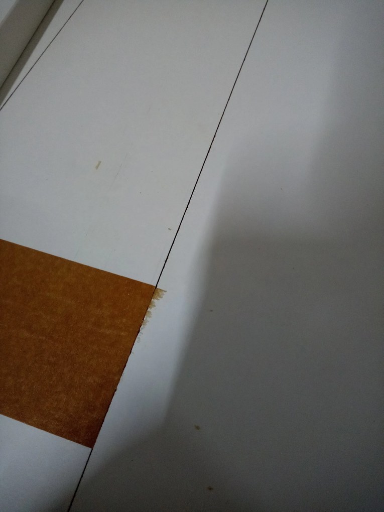 AKCIÓ Fehér étkezőasztal sonoma tölgy dekorral MADO 120x80 II. osztály