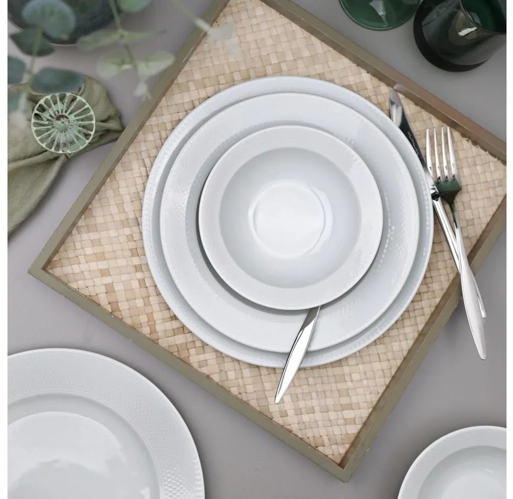 18 darabos fehér porcelán étkészlet