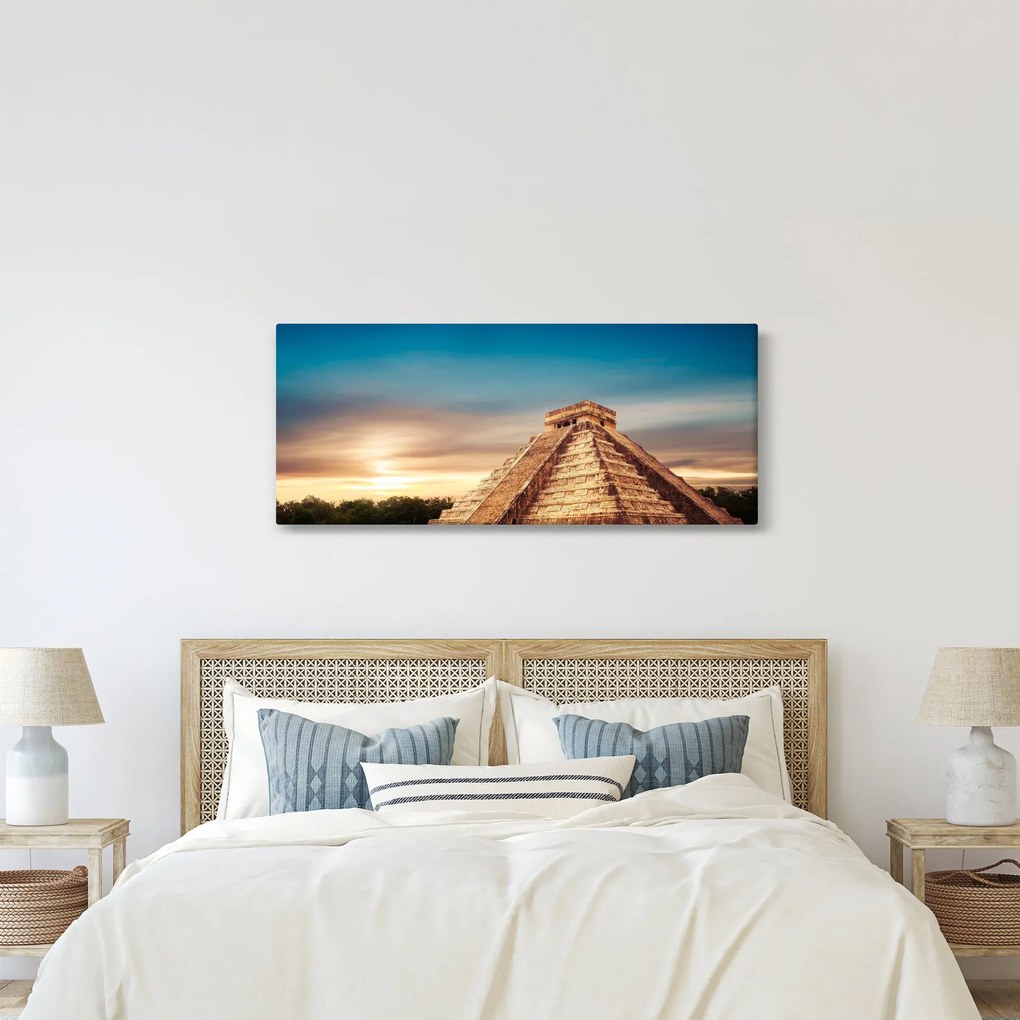 A híres maja emlékmű képe (120x50 cm)