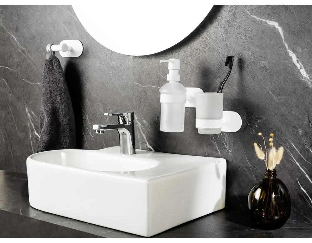 Fehér öntapadós üveg fogkefetartó pohár Orea – Wenko