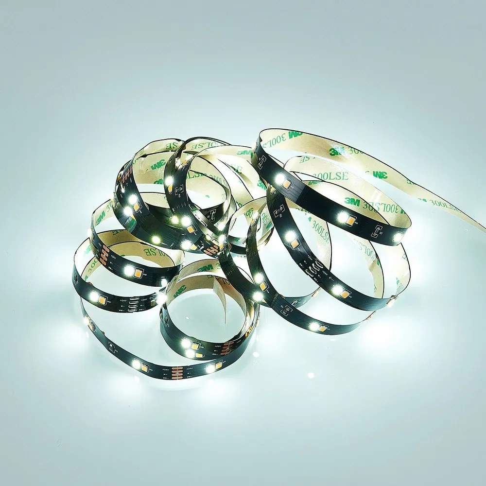 Fekete LED szalag 300 cm Chip – Trio