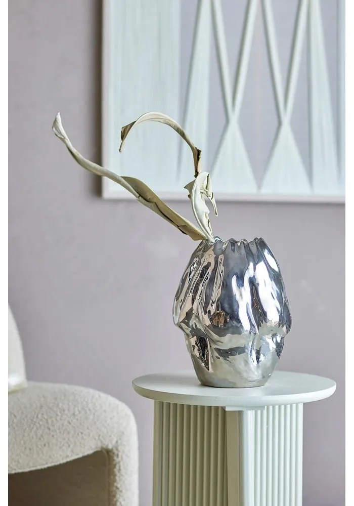 Ezüstszínű kőedény váza (magasság 29 cm) Bobby – Bloomingville