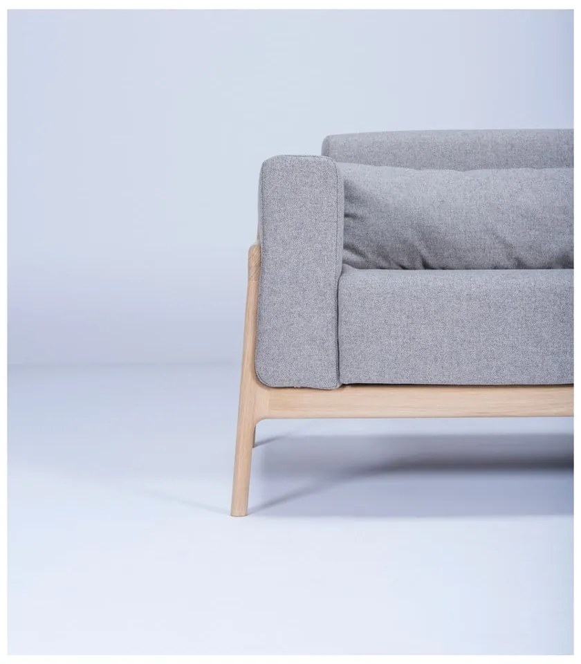 Fawn szürke kanapé tölgyfából, 210 cm - Gazzda