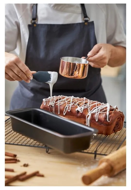 Acél sütőforma kenyérhez 13,5x35 cm Latte – Blomsterbergs