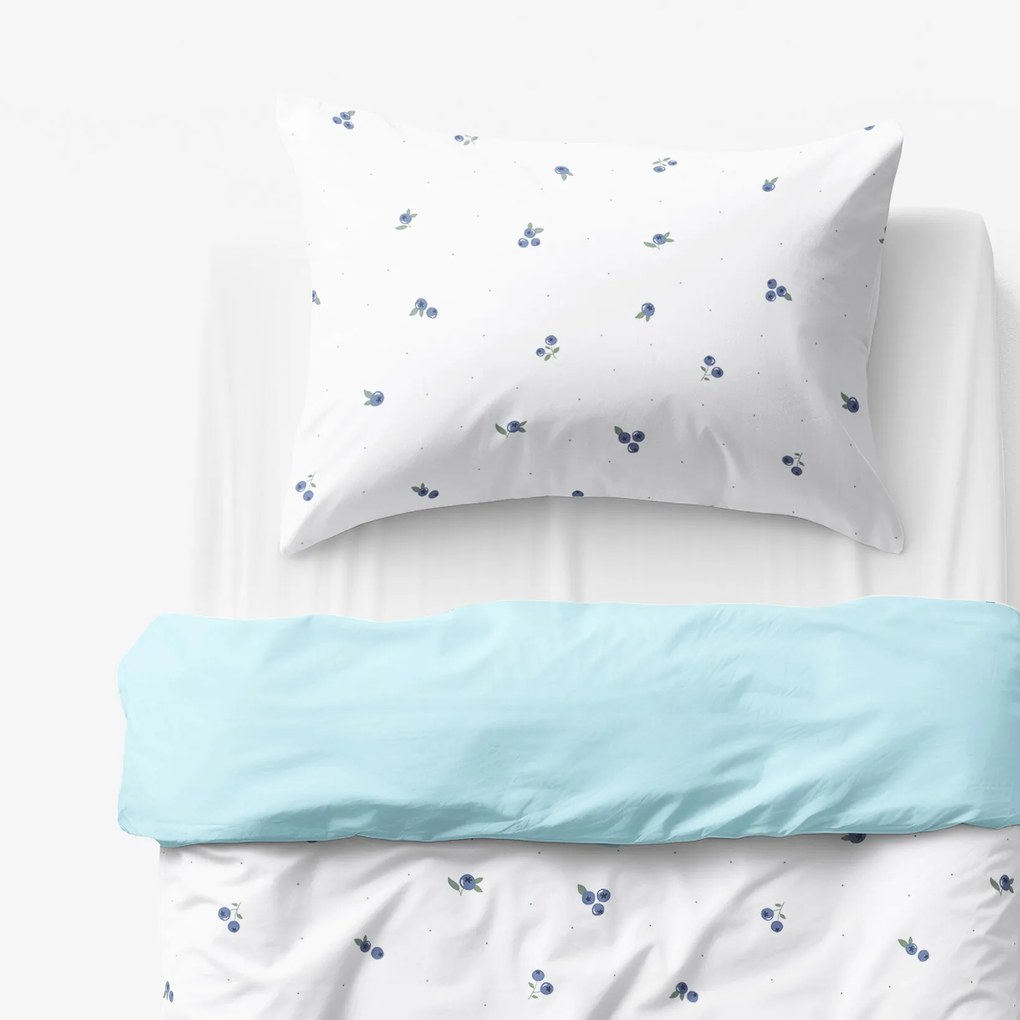 Goldea gyermek pamut ágyneműhuzat duo - áfonya mintás, égszínkék színű hátoldal 140 x 200 és 70 x 90 cm