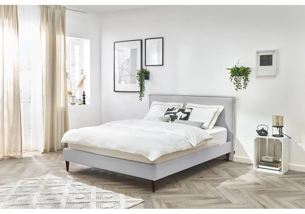 Világosszürke kárpitozott franciaágy ágyráccsal 180x200 cm Sary – Bobochic Paris