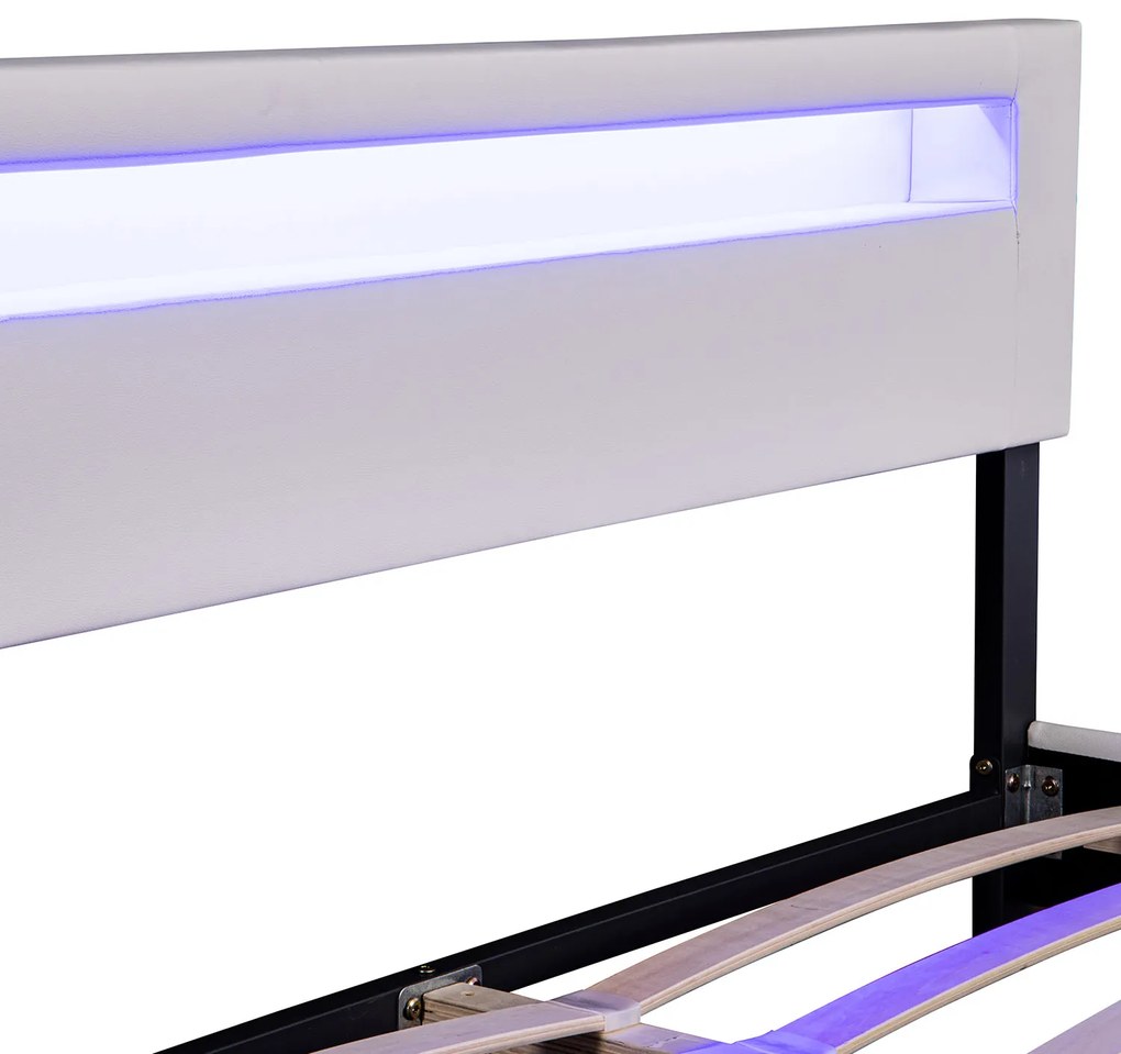 Kárpitozott ágy ,,Párizs" 160 x 200 cm - fehér