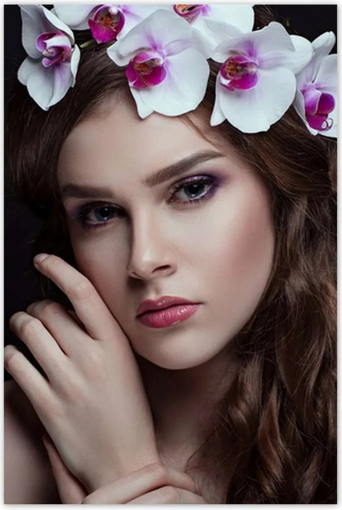 Poszterek 80x120 Egy gyönyörű barna lány portréja