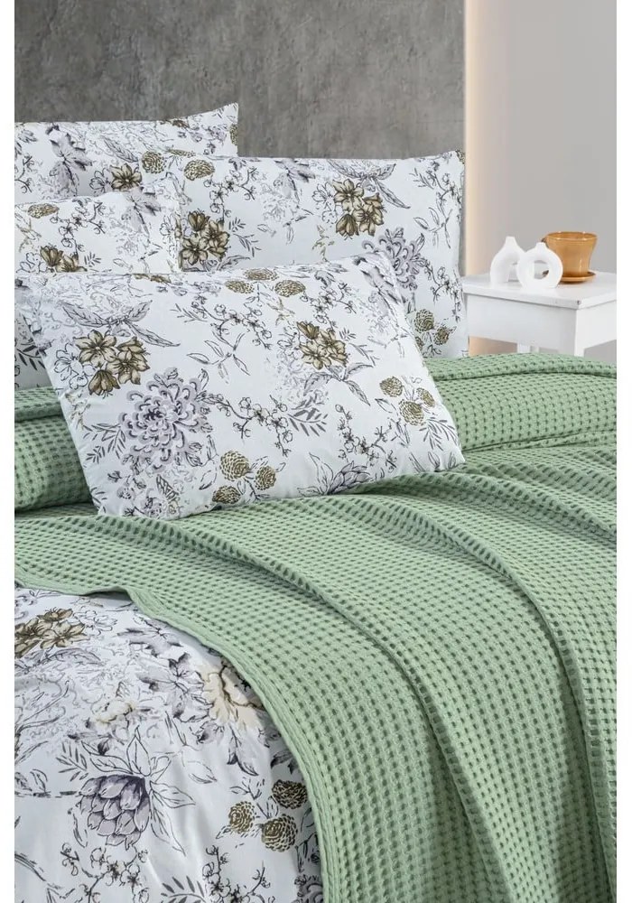 Zöld pamut ágytakaró 220x240 cm Waffle – Mila Home