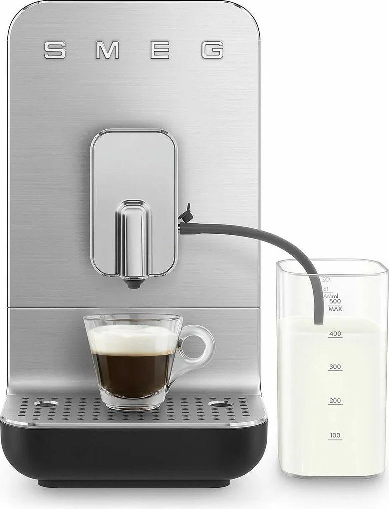 SMEG Automatický kávovar BCC13 na cappucino 19 barů s dávkovačem mléka, 1,4l, černá - Smeg