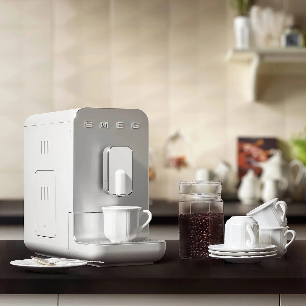 SMEG BCC11 automata kávéfőző eszpresszóhoz 19 bar / 1,4 l, fehér - Smeg