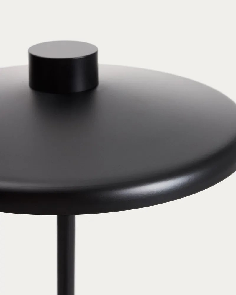 Fekete állólámpa fém búrával (magasság 130 cm) Nuvira – Kave Home