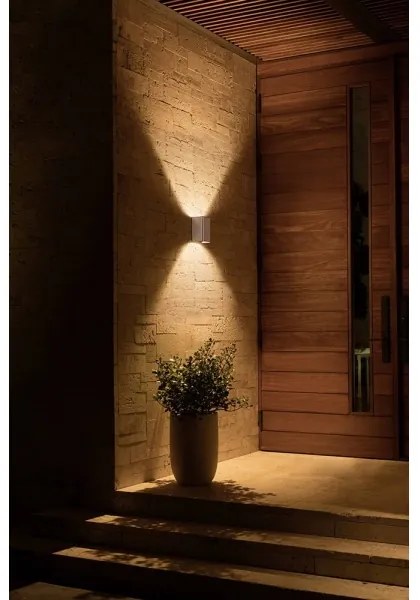 Philips 17464/47/P7 - LED RGB Kültéri lámpa Hue RESONATE 2xLED/8W/230V IP44