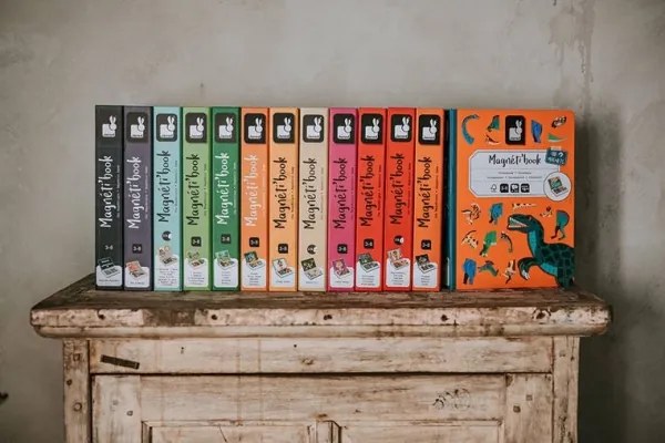 Janod - MAGNETIBOOK interaktív mágneses járműkészlet