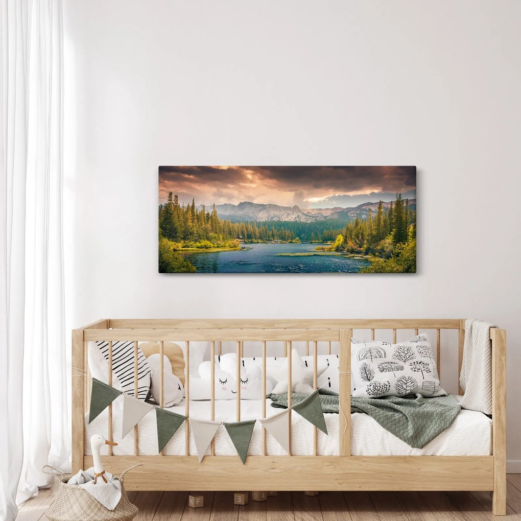 Egy kép a hegyi folyó és a hegyek (120x50 cm)